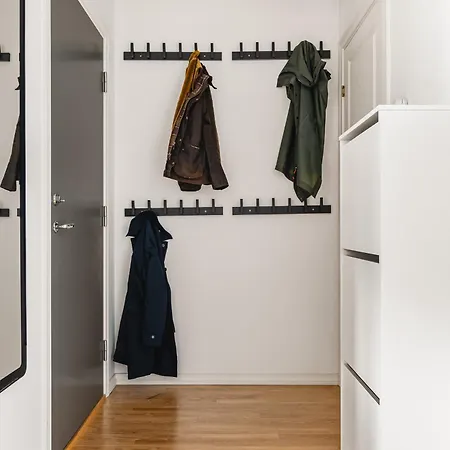 아파트 Dinbnb I Dockside With Modern Kitchen And Workspace 베르겐