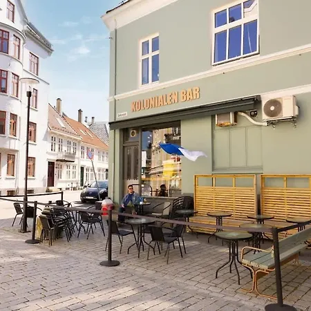 Dinbnb I Dockside With Modern Kitchen And Workspace 베르겐