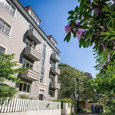 Apartamento Dinbnb I Dockside With Modern Kitchen And Workspace Bergen