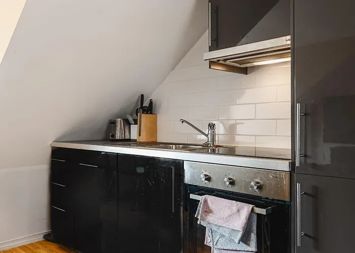 Dinbnb I Dockside With Modern Kitchen And Workspace *