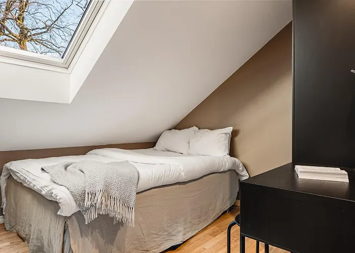 Dinbnb I Dockside With Modern Kitchen And Workspace برغن