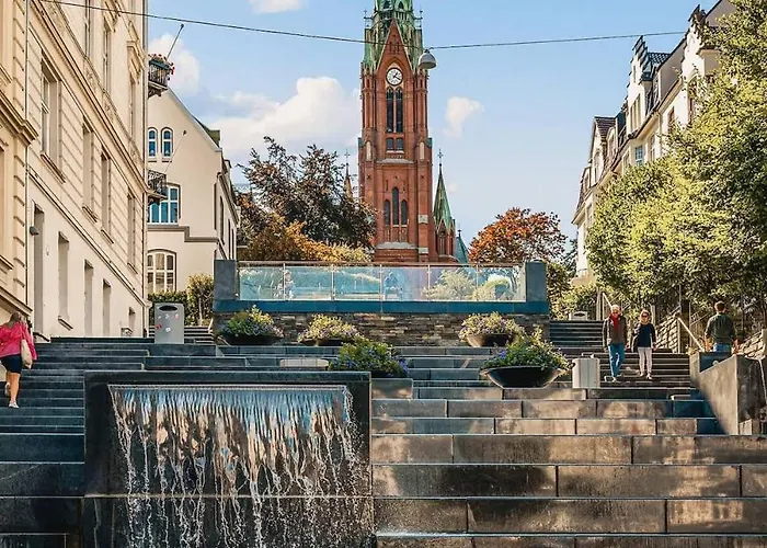 Dinbnb I Dockside With Modern Kitchen And Workspace *