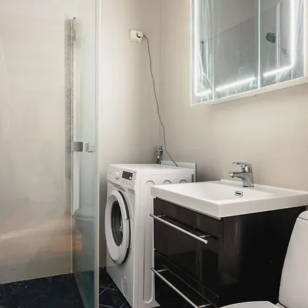 Dinbnb I Dockside With Modern Kitchen And Workspace * ברגן